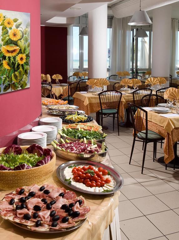 Hotel Nuovo Diana Senigallia Exterior photo